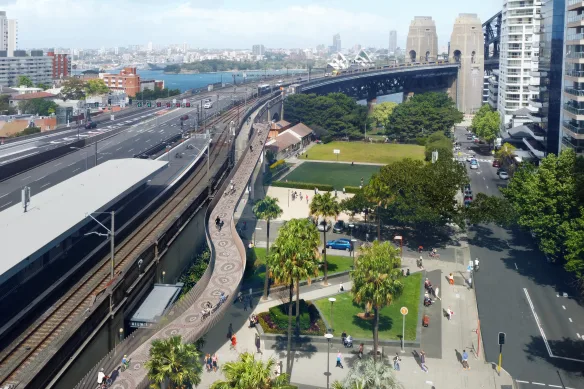 Questions over whether Milsons Point cycleway has relevant council permissions to proceed