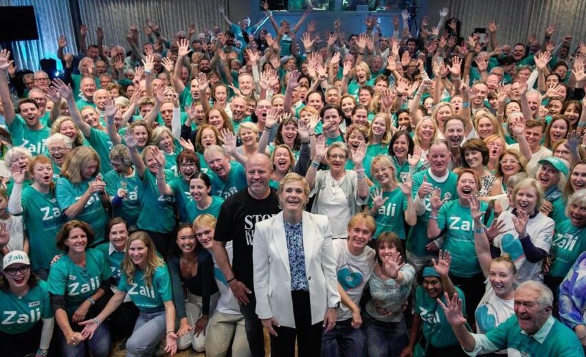 Steggall slightly increases her majority in Warringah